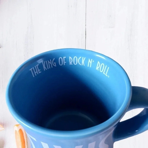 Signature product Elvis Presley coffee mug blue - Picture 2 of 5